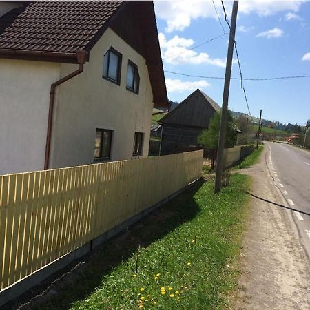 Karacsony Guest House Lunca de Sus Exterior foto